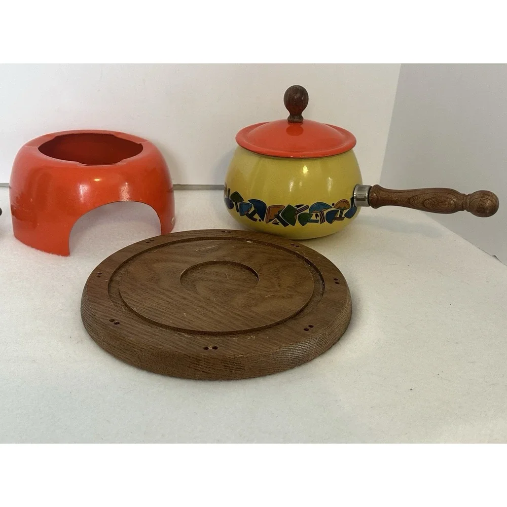 Vtg Fondue Set Wood Stand Forks Enamel Pot Mushroom Mid Century MCM‎ Kitchen